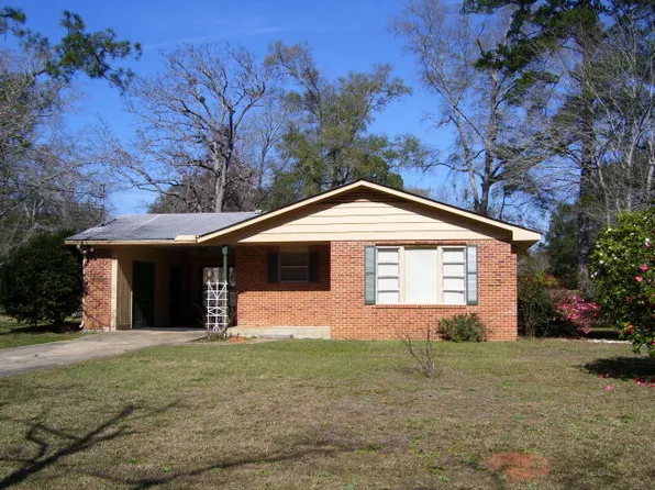 2101 E Wimbledon Dr, Thomasville, GA 31792
