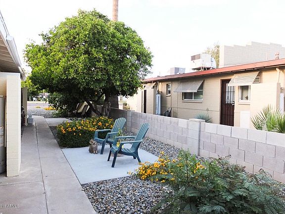 3rd image of 3615 E Glenrosa Ave