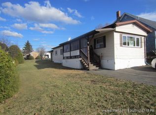136 14th Ave, Madawaska, ME 04756