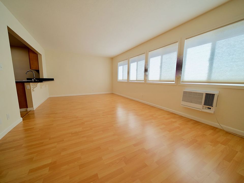 1st image of 1654 Union Ave #12-00