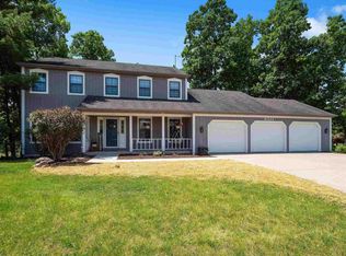 9331 Silverfox Dr, Fort Wayne, IN 46804