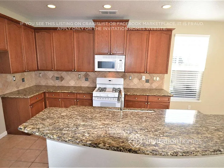 3584 Rainsong Cir — Photo 7