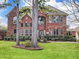 402 Trail View Way, Friendswood, TX 77546