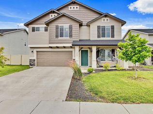 11809 W Hidden Point, Star, ID 83669