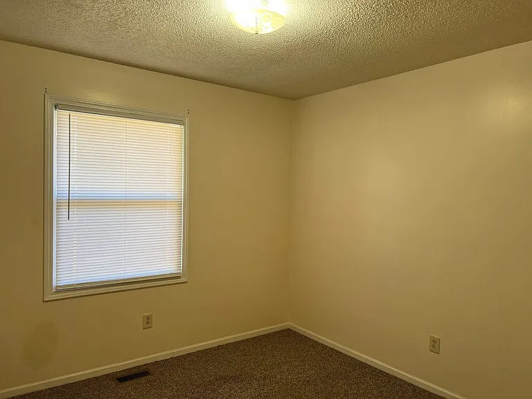 2014 Cedar Point Cir — Photo 6