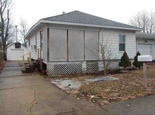 1022 Clinton St, Lincoln, IL 62656