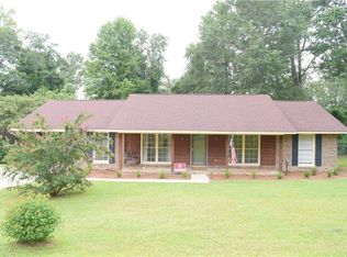 122 Lee Road 399, Smiths Station, AL 36877