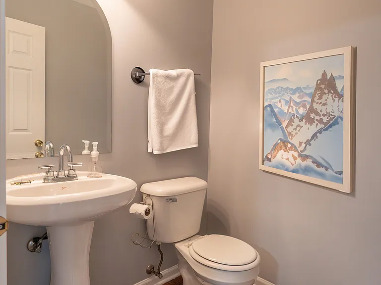 155 Springbrook Trl S — Photo 10