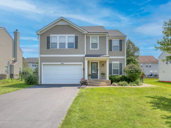 1097 Robinson St, Elburn, IL 60119