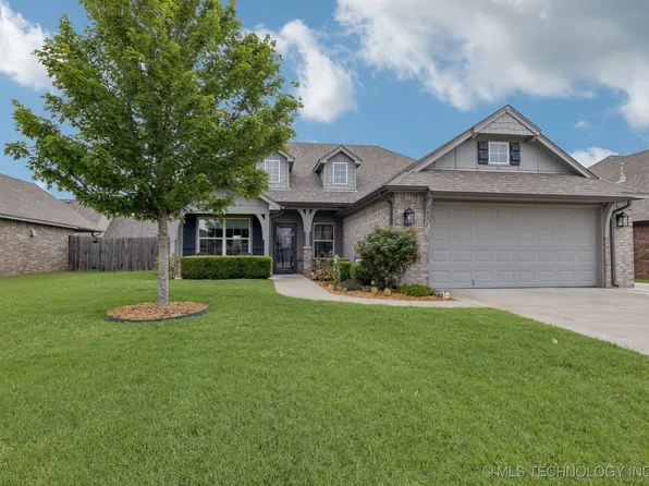 1511 E 137th Pl, Glenpool, OK 74033