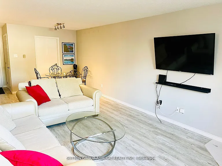 5 Jacksway Cres #108 — Photo 10