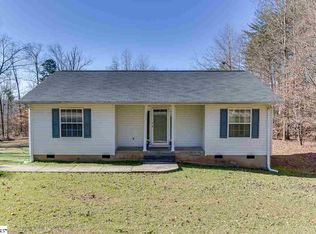 40 Lyle Dr, Taylors, SC 29687