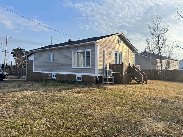 233 Main Street, Springdale, NL A0J1T0