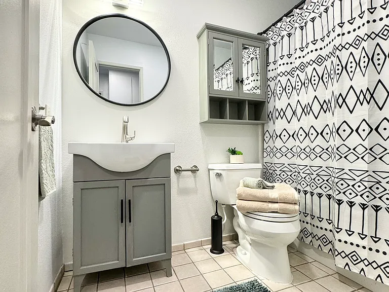 1247 Oliver Ave — Photo 19