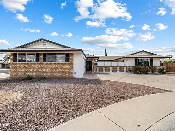 2nd image of 10926 W DEANNE Drive