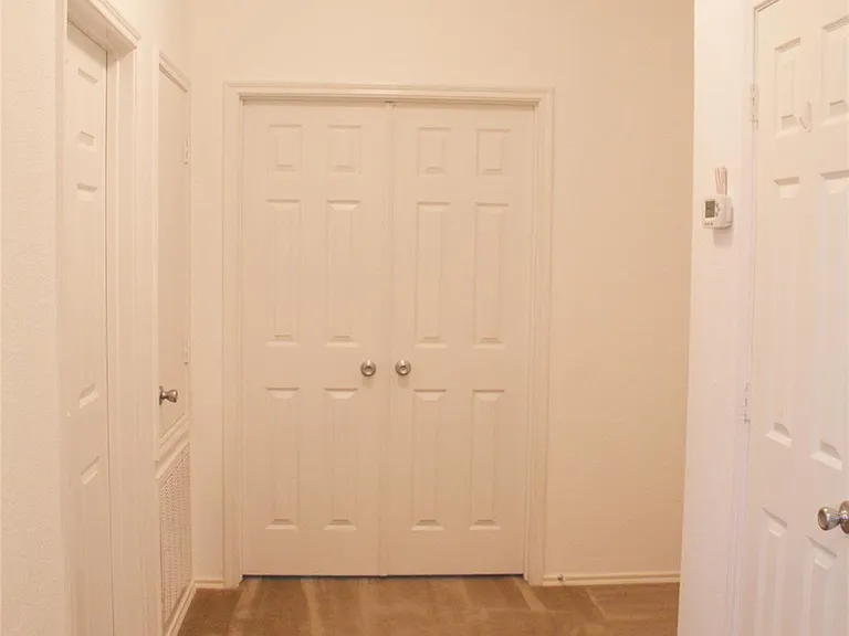 2711 Cally Ct — Photo 11