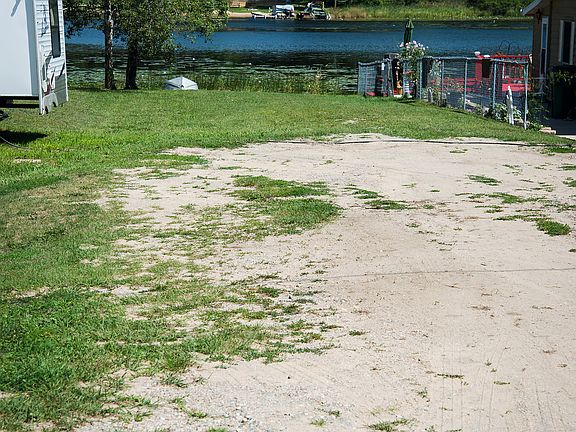 deeded access to Otter Lake