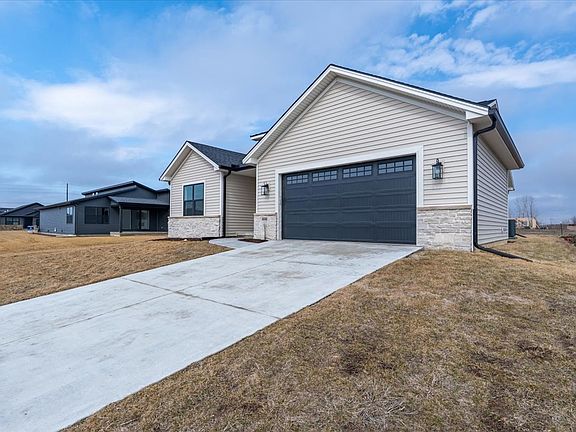 4th image of 2538 Marble Rd