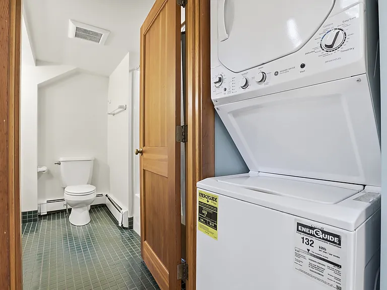 6 Forest St #R — Photo 14