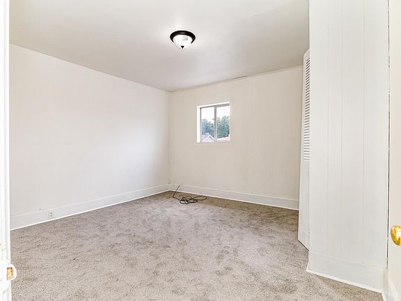 4th image of 605 6th St #605
