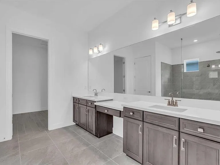 10176 Silent Night Ln — Photo 15
