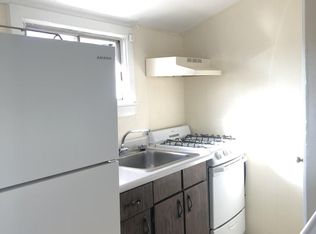 16 Barberry Ln FLOOR 2, Sea Cliff, NY 11579
