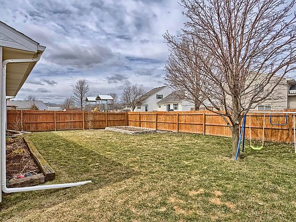 2nd image of 3112 Sharon Dr