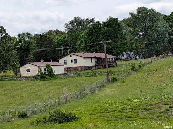 6 Kirk Dr, Cave In Rock, IL 62919