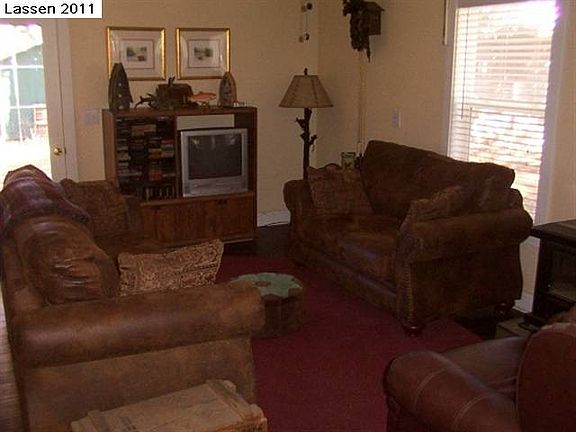 3rd image of 687-940 Sycamore Way