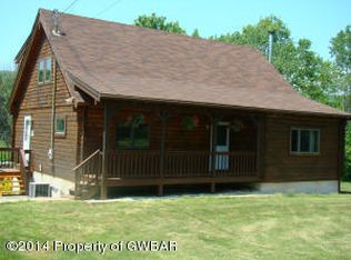 239 Maple Tree Rd, Dallas, PA 18612