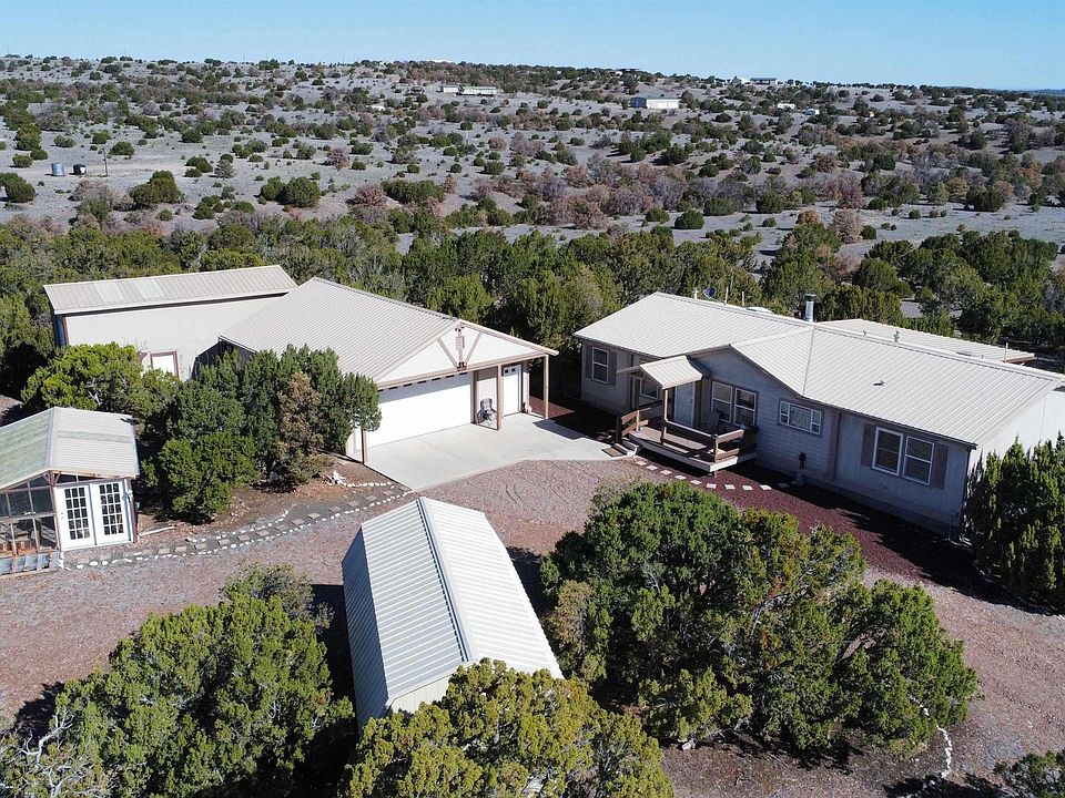 1st image of 15 Sweetwater Dr