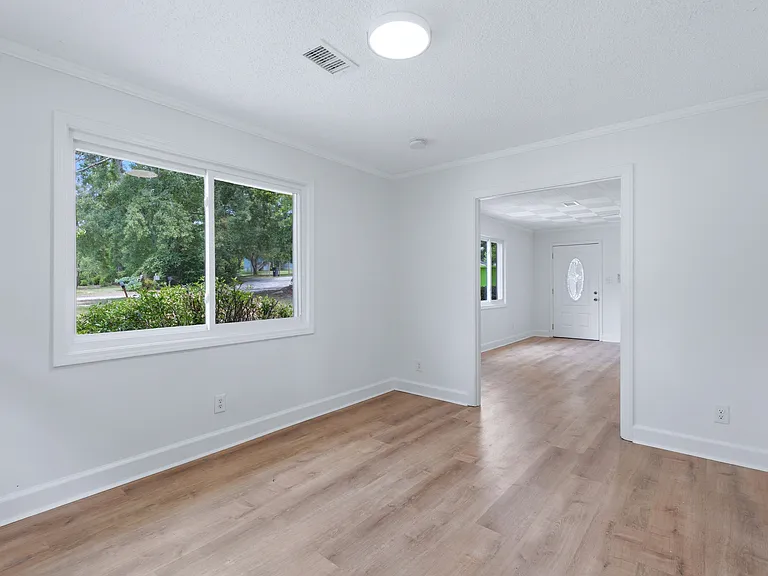 3302 Winn Dr — Photo 16