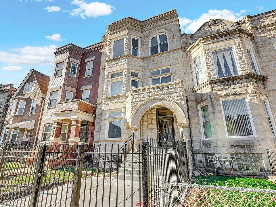 6426 S Ingleside Ave #2