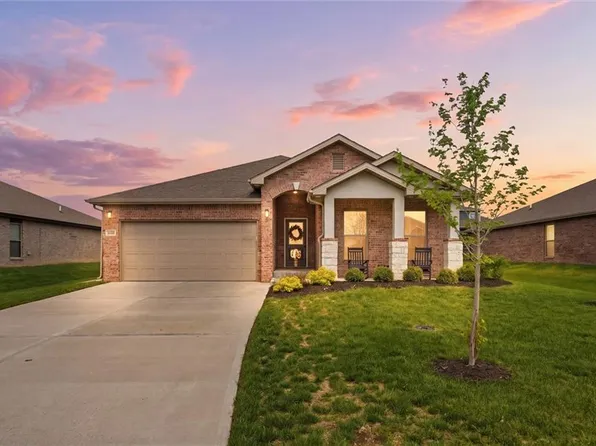 22662 W 89th St, Lenexa, KS 66227