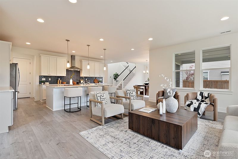 3rd image of 23546 SE 271st Street