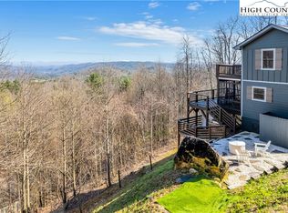 303 Tinys Mountain Dr, Deep Gap, NC 28618