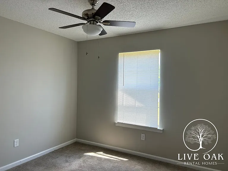 531 Jefferson Cir SE — Photo 9