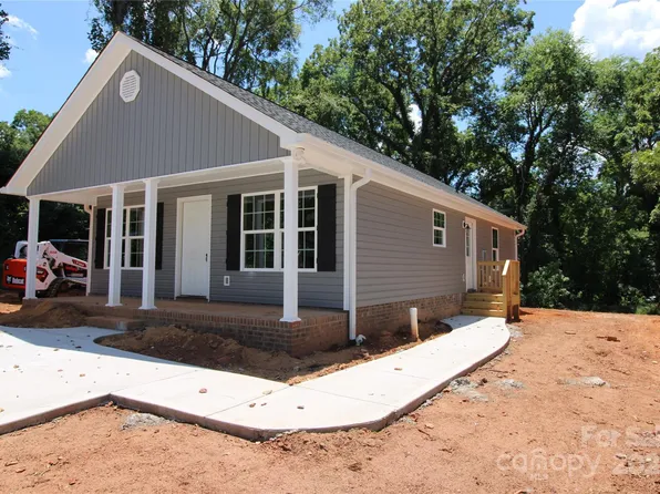 1147 Sanders St, Rock Hill, SC 29732