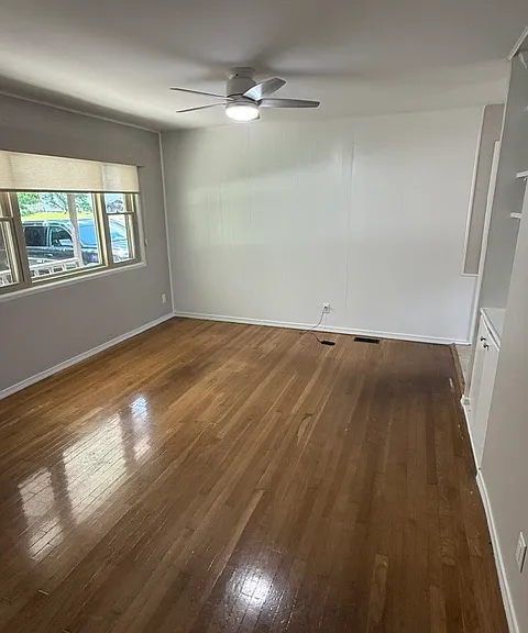 222 Westlea Dr — Photo 10