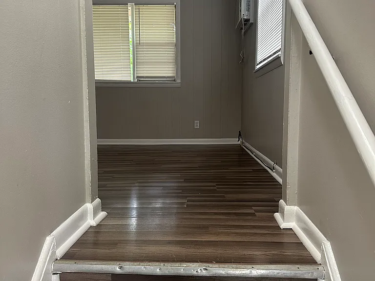 419 W Outer Dr #419 — Photo 2