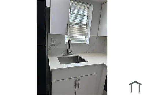 2675 SW 6th Ct #1 Photo 1