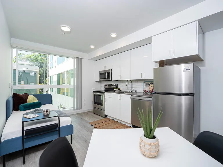 Studio - Fully Furnished Studio - Fully Furnished