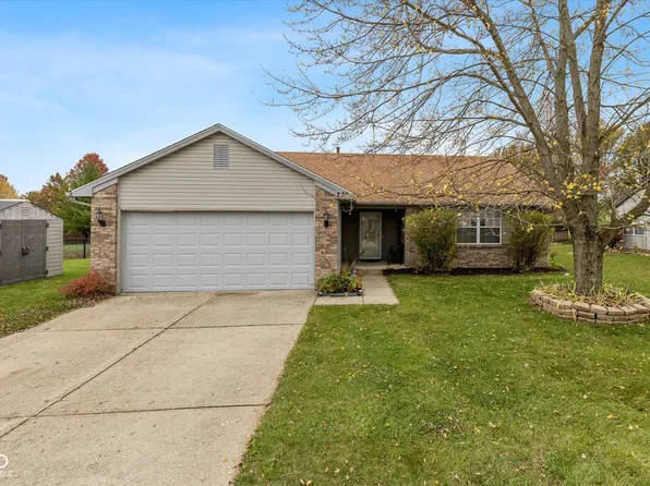 235 Lullaby Ct, Greenfield, IN 46140