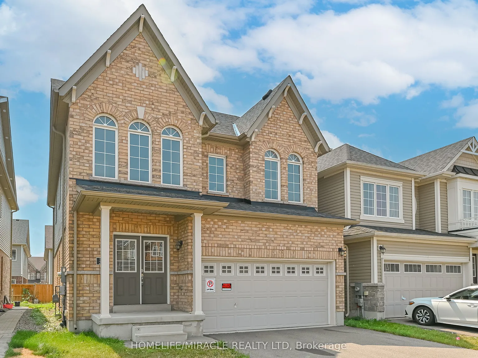 5 bed, $3,500 — Photo 2