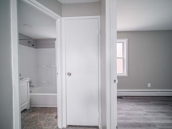 4th image of 19 Newell Ave #4b4f623e7