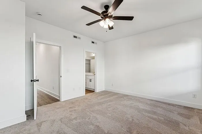 5015 Grayton Aly — Photo 94