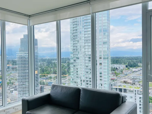 13438 Central Ave #3608, Surrey, BC V3T 0N2