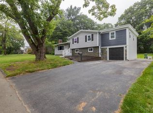 21 Baldwin Rd, Warwick, RI 02886