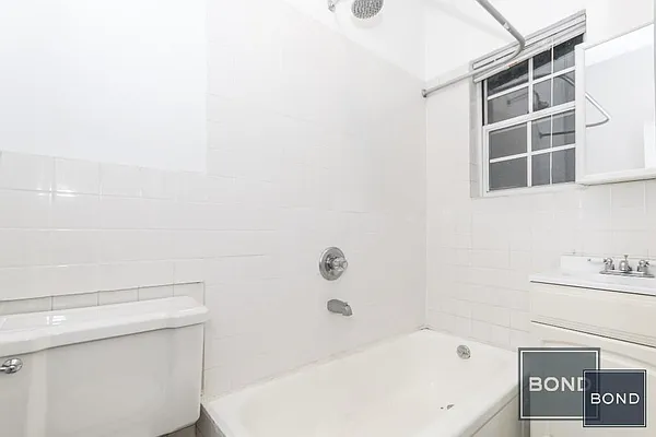 Rented by Bond New York | media 16