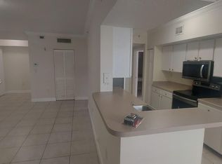 160 SW 117th Ter #6102, Hollywood, FL 33025